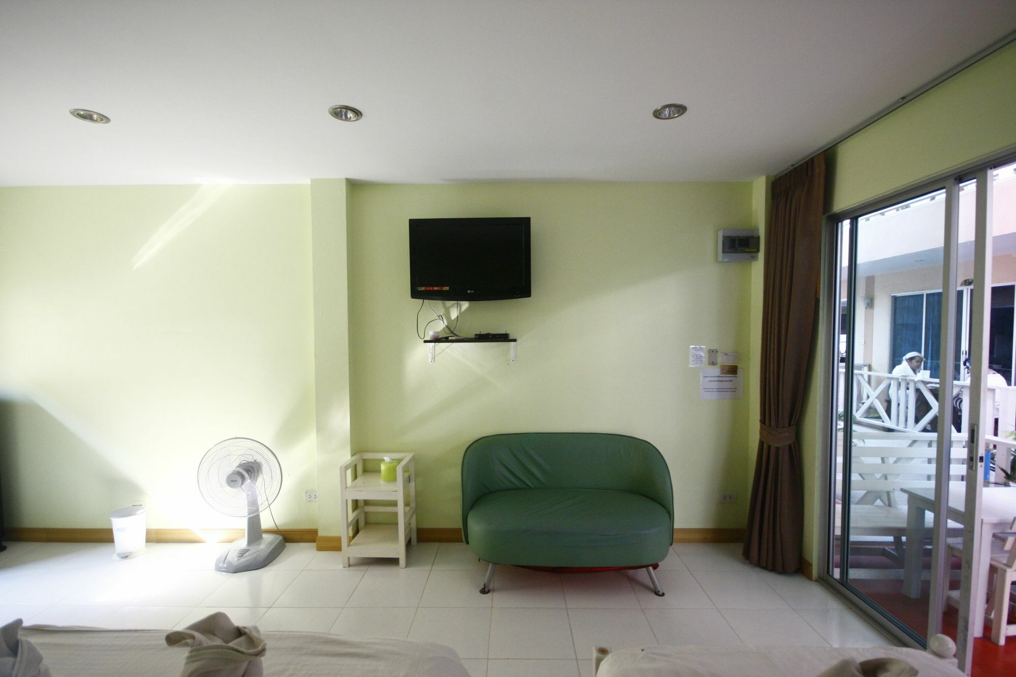 Tawaen Beach Resort Ko Lan Exterior foto
